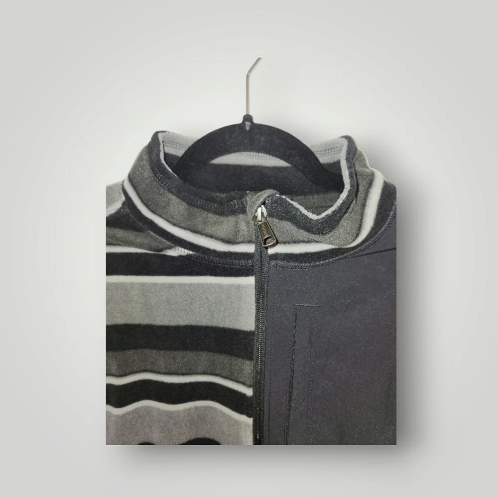 Duluth Trading co 1/4 Zip Fleece pullover Mens L black gray striped Chec…